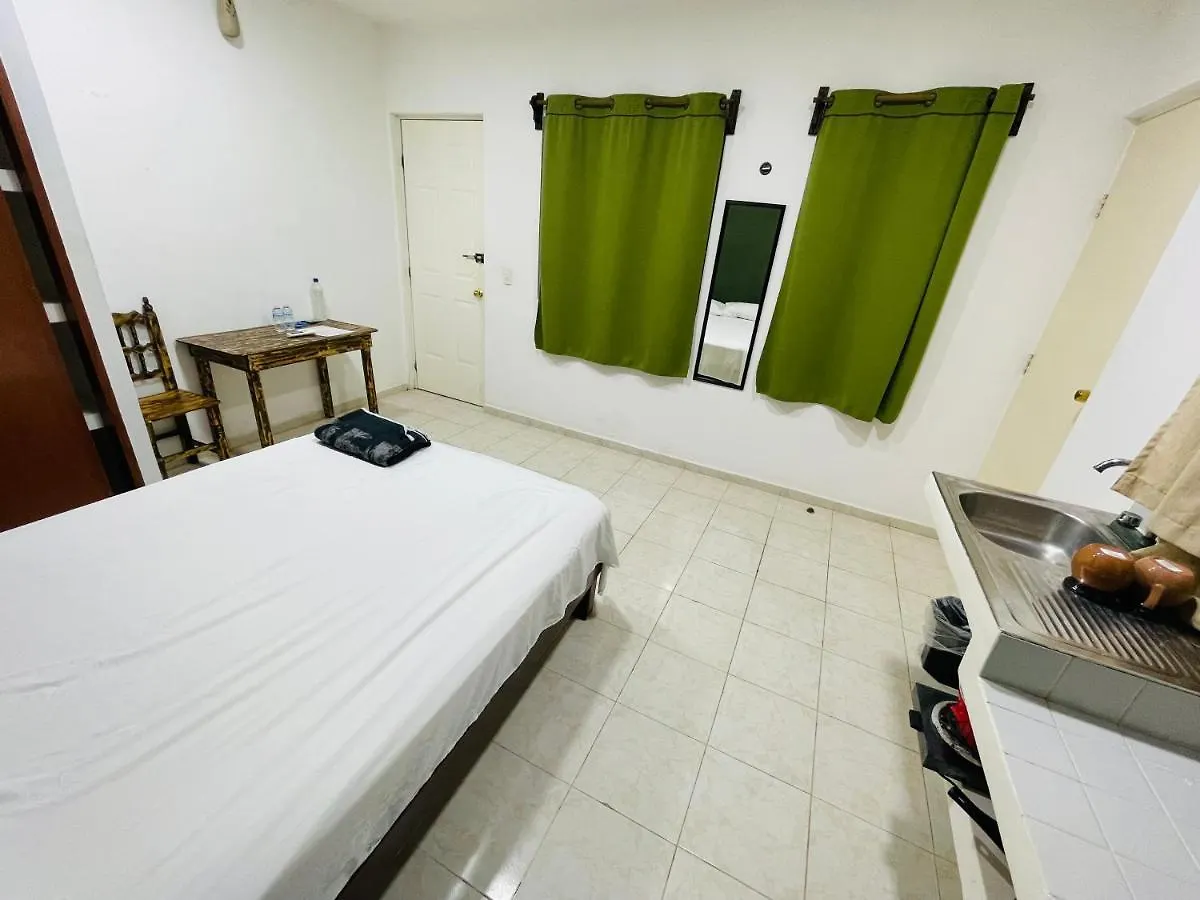 Calaveritas Rooms Playa del Carmen Guest house